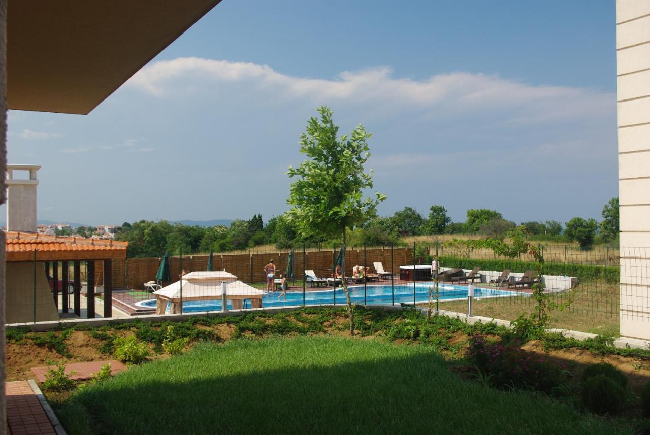 Seagarden Villa Resort Lozenets Bilik gambar